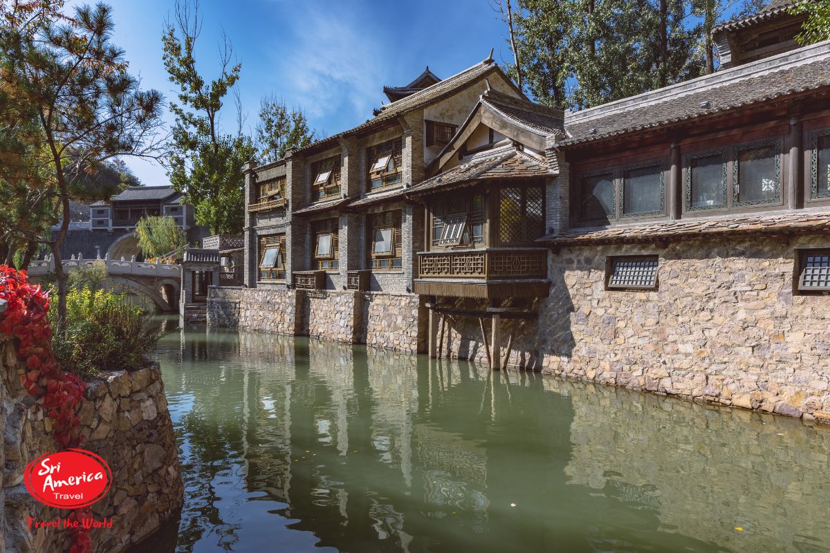 Best Time to Visit Beijing and Gubei Water Town for the Most Beautiful Views